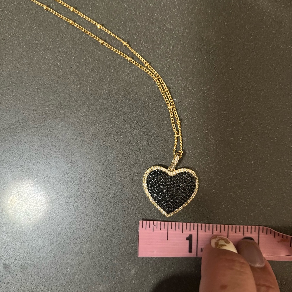🖤 Black rhinestone heart necklace 🖤 - Picture 3 of 3